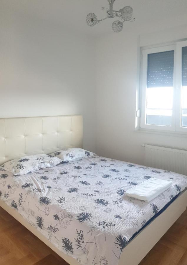 Apartman Venecija Banja Luka Zewnętrze zdjęcie