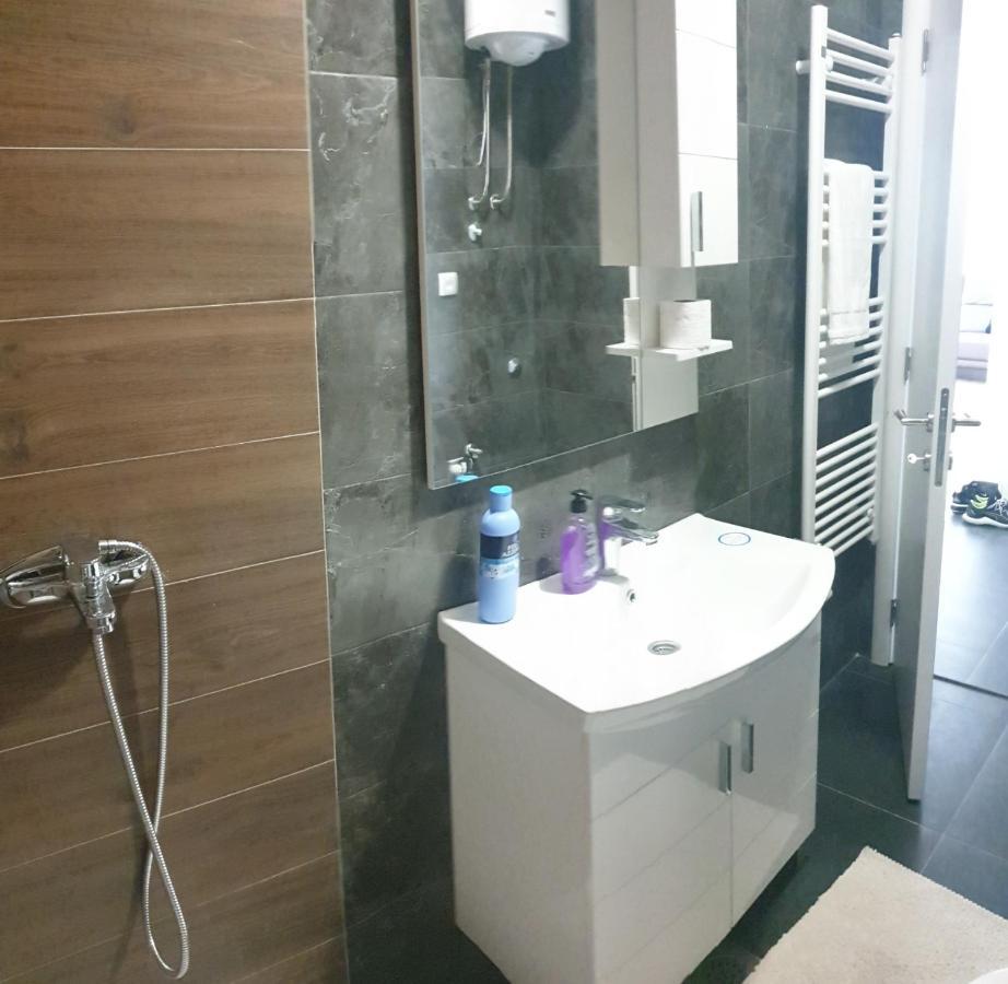 Apartament Apartman Venezija Banja Luka Zewnętrze zdjęcie