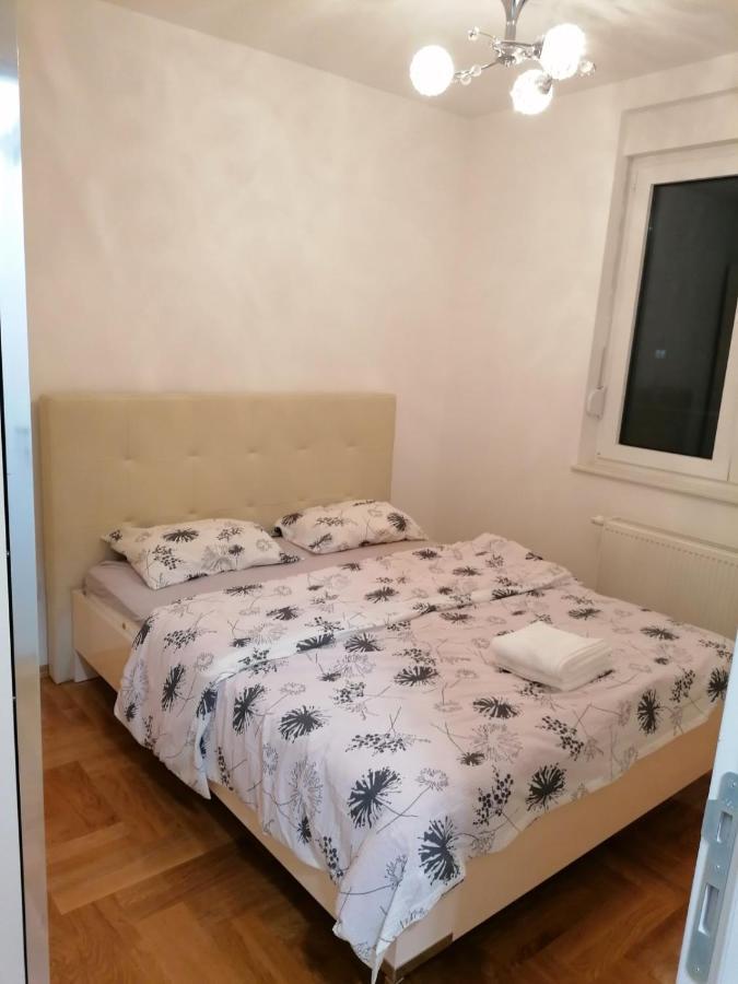 Apartament Apartman Venezija Banja Luka Zewnętrze zdjęcie