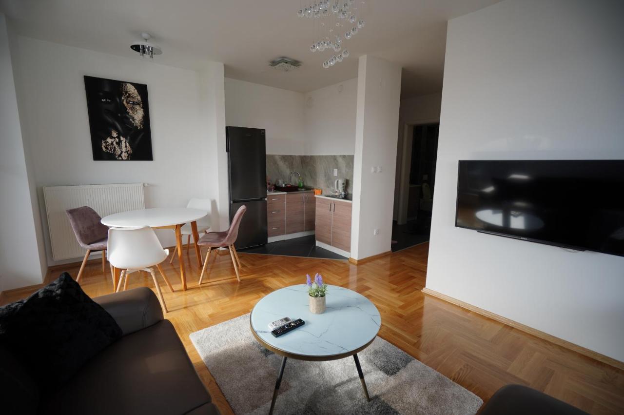 Apartament Apartman Venezija Banja Luka Zewnętrze zdjęcie