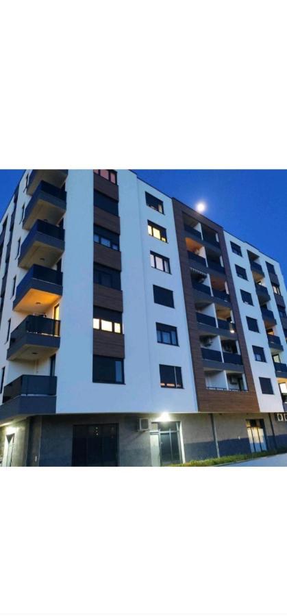 Apartman Venecija Banja Luka Zewnętrze zdjęcie